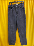 Abercrombie and Fitch Black High-Waisted Straight Leg Jeans 29x40
