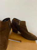 *** Brown Suede Aquatalia Women's Ankle Boots with Side Zipper Size 8.5