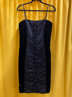 Vintage Velvet Y2K Formal Black Knee-Length Dress  Floral Embellishments Prom