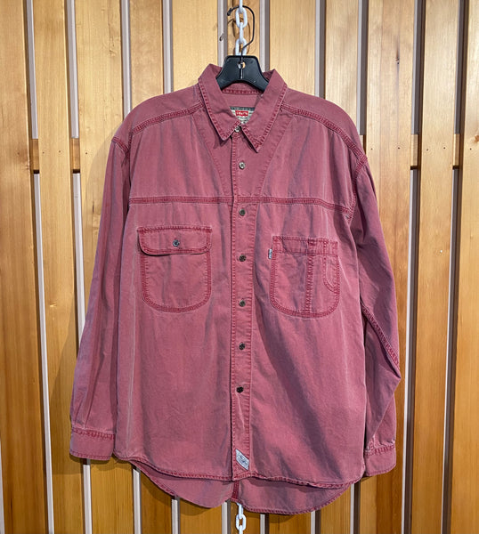 90s faded red Levi’s shirt