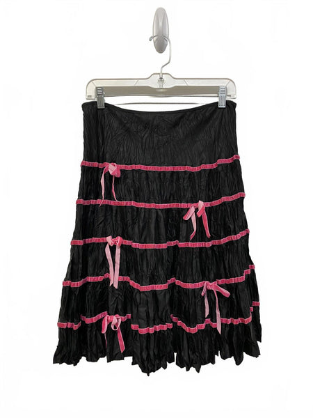 Betsey Johnson Y2K Black Label Black Tiered Skirt Pink Ribbon Accents Size 6